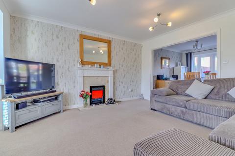 4 bedroom detached house for sale, Wheatfield Close, Glenfield, LE3