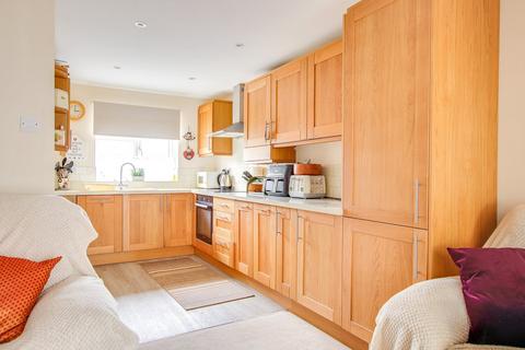 3 bedroom detached bungalow for sale, Ferndale Road, New Milton, BH25