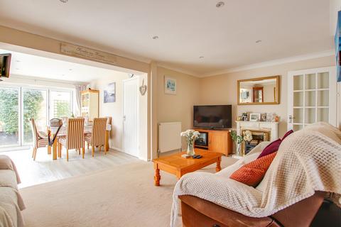 3 bedroom detached bungalow for sale, Ferndale Road, New Milton, BH25