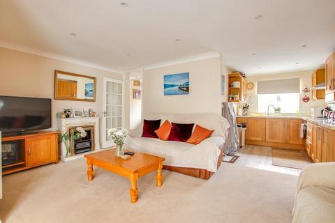 3 bedroom detached bungalow for sale, Ferndale Road, New Milton, BH25