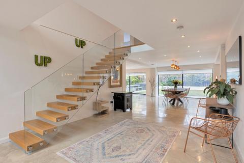 4 bedroom detached house for sale, Impressive Contemporary Home in Old Catton
