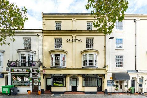 2 bedroom apartment to rent, The Oriental, Southampton, SO14