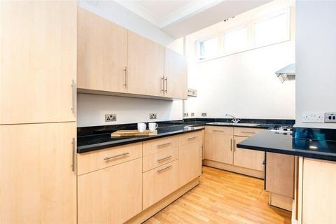 2 bedroom apartment to rent, The Oriental, Southampton, SO14