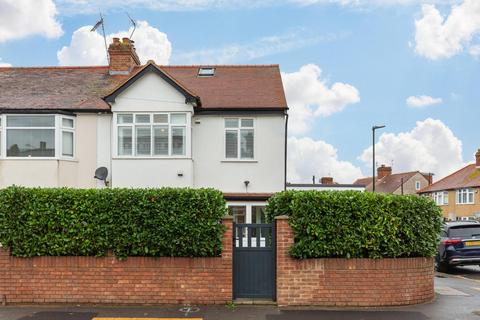 4 bedroom end of terrace house for sale, Isleworth TW7