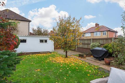 4 bedroom end of terrace house for sale, Isleworth TW7