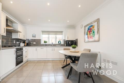 4 bedroom detached house for sale, Forrester Road, Mistley, Manningtree, Essex, CO11