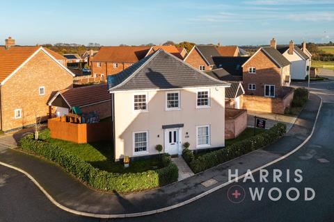 4 bedroom detached house for sale, Forrester Road, Mistley, Manningtree, Essex, CO11