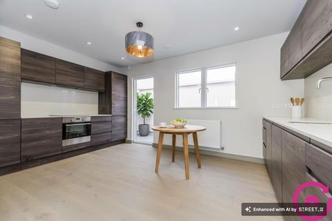 2 bedroom townhouse for sale, Lansdown Crescent Lane, Cheltenham GL50