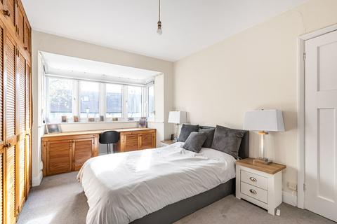 undefined, The Ridgeway, London, W3
