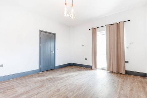 Greyhound Lane, SW16, Streatham Common, London, SW16