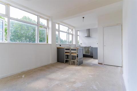 undefined, Holloway Head, Birmingham B1