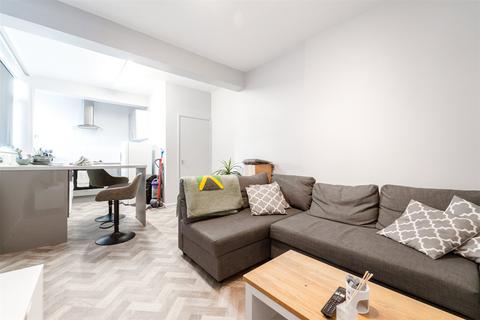 undefined, Holloway Head, Birmingham B1