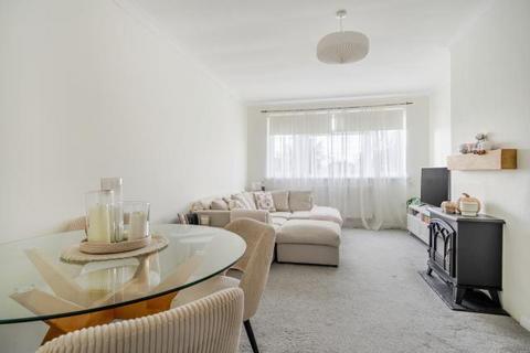 2 bedroom flat for sale, Newbury,  Berkshire,  RG14