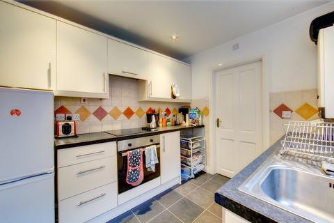 2 bedroom flat to rent, Oakland Road, West Jesmond,
