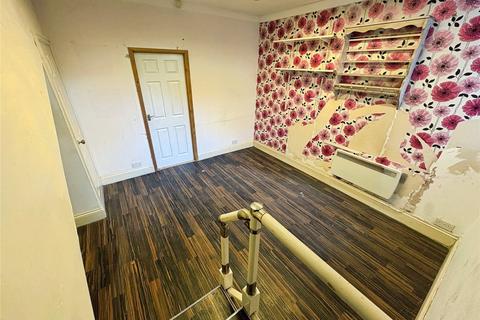 4 bedroom terraced house for sale, Nuneaton Road, Warwickshire CV12