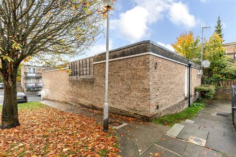 147 Hulverston Close, Sutton, SM2 6UA