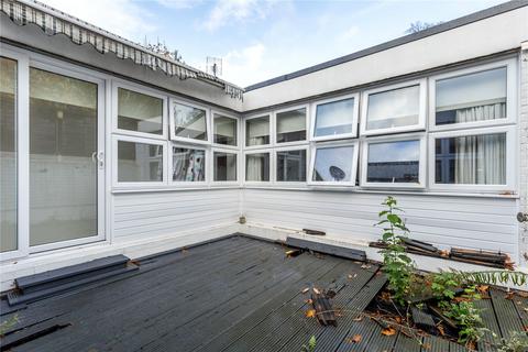 147 Hulverston Close, Sutton, SM2 6UA