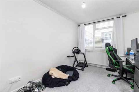 147 Hulverston Close, Sutton, SM2 6UA