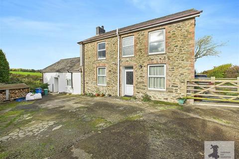 undefined, Llanarth