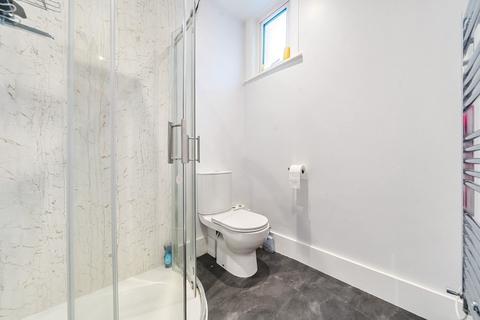 3 bedroom maisonette for sale, Kettering Street, Tooting, London, SW16