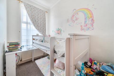 3 bedroom maisonette for sale, Kettering Street, Tooting, London, SW16