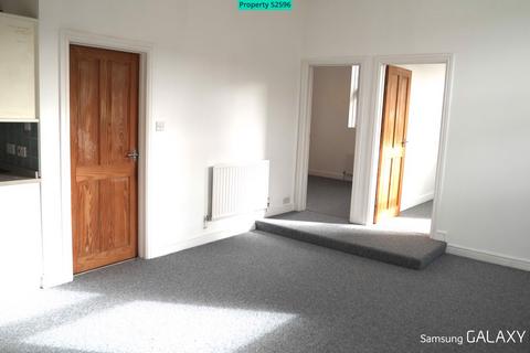 2 bedroom ground floor flat for sale, Ground Floor Flat, 50 Bishopric, Horsham, RH12