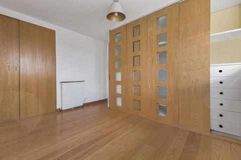 3 bedroom end of terrace house for sale, Lingey Close, Sidcup
