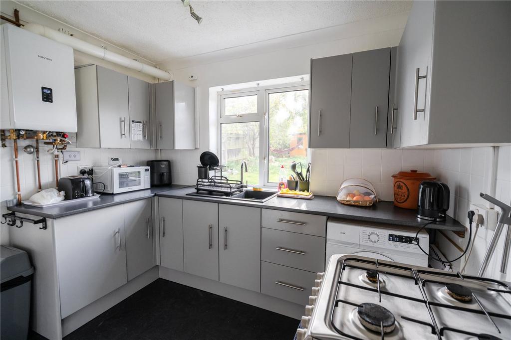 Kitchen (2)