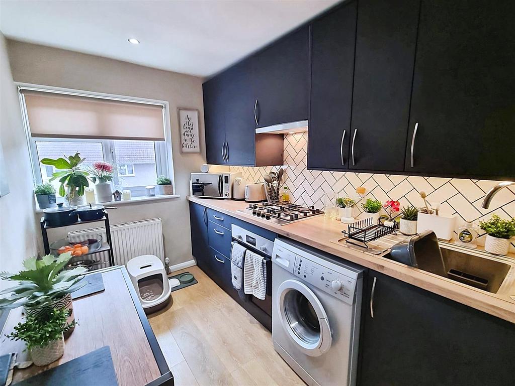 Fitted Kitchen