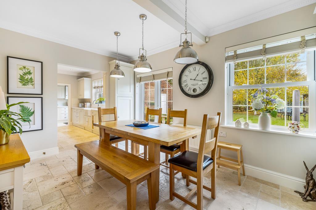 Breakfast Room