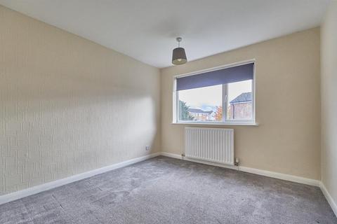 3 bedroom terraced house to rent, Galloway Close, Barwell, Leicestershire