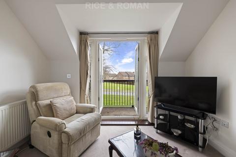 2 bedroom retirement property for sale, Woolf Drive, Wokingham RG40