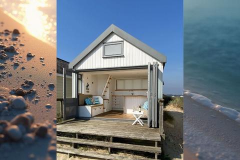 1 bedroom property for sale, Mudeford Sandspit