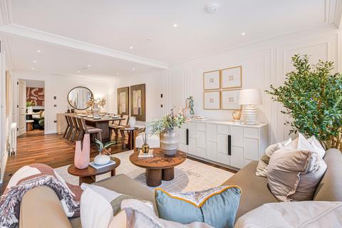 3 bedroom flat to rent, Charles Street, Mayfair, London, W1J