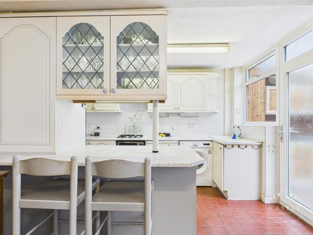Dining kitchen