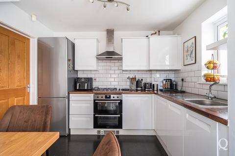 3 bedroom end of terrace house for sale, Primrose Avenue, Sittingbourne, Kent, ME10