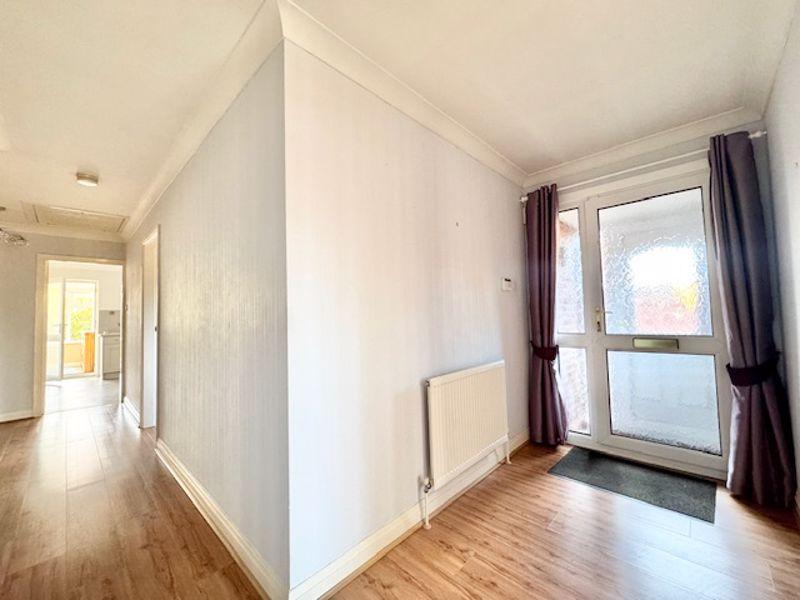 Entrance hall view 2