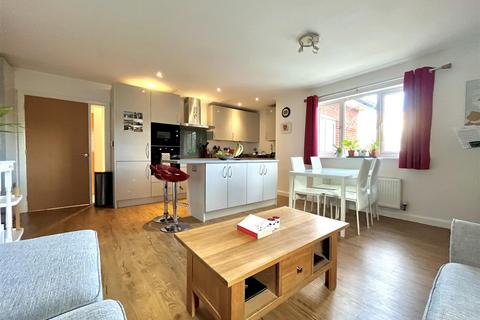 2 bedroom apartment for sale, Wellfield Lane, Hale, Altrincham