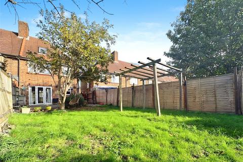 undefined, Syon Lane, Isleworth, TW7