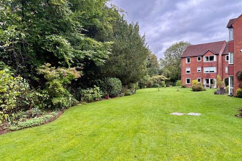 Flat - Beechwood Court, Tettenhall, Wolverhampton, WV6