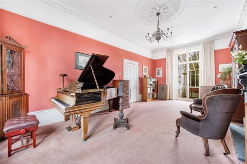 undefined, Castlebar Road, London, W5