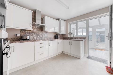 2 bedroom terraced bungalow for sale, Manor Walk, Kessingland