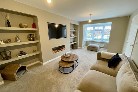 5 bedroom detached house for sale, Kentbeck Drive, Hurworth, Darlington