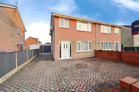 3 bedroom semi-detached house for sale, St Michaels Close, Doncaster DN8