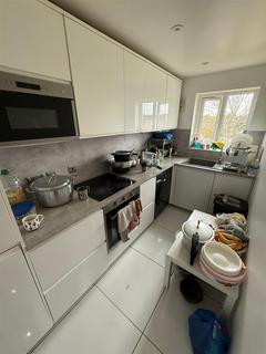 2 bedroom flat to rent, Maplin Park, Slough SL3