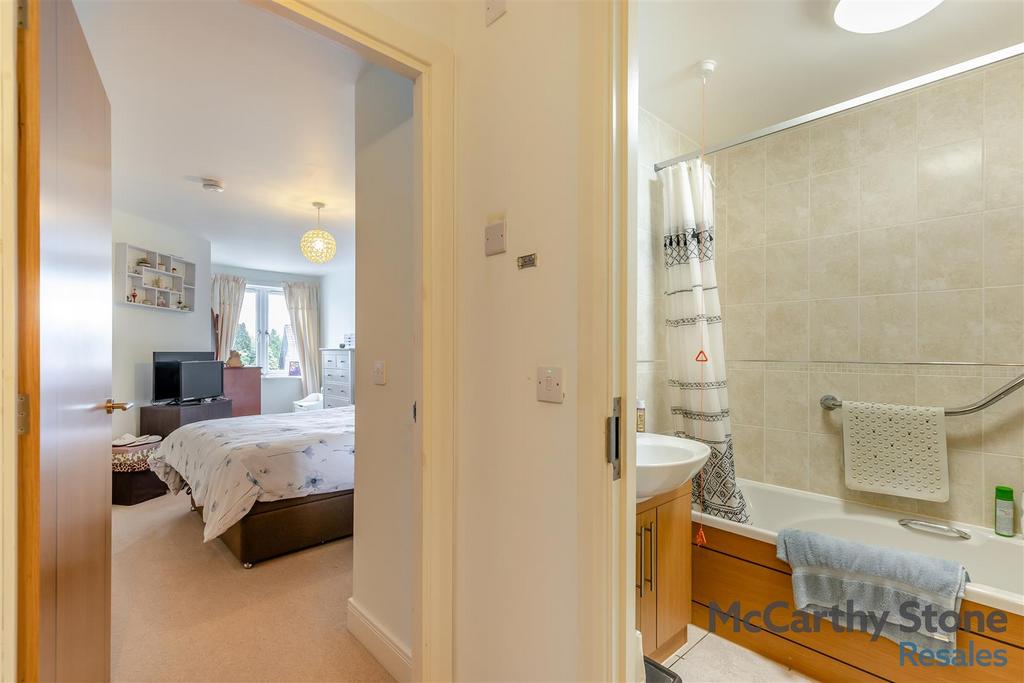 8667770-interior09.jpg