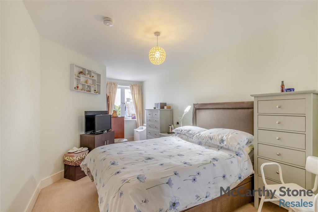 8667770-interior11.jpg