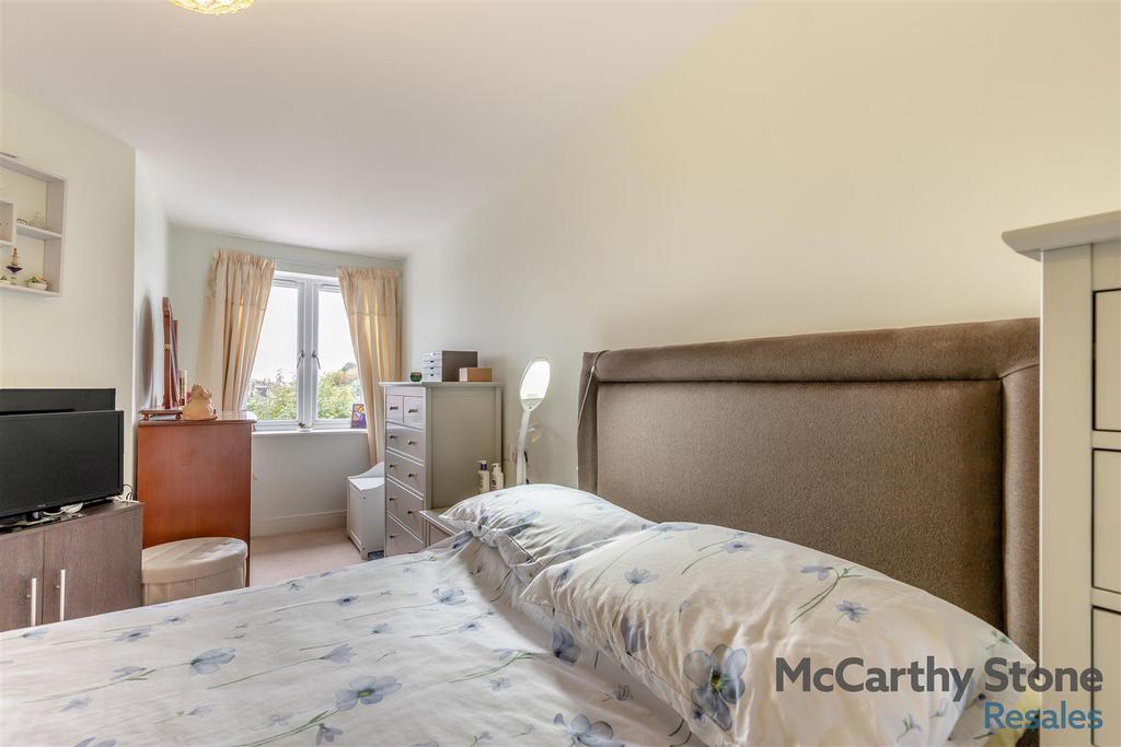 8667770-interior12.jpg