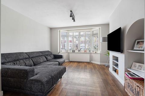 91 Rhodrons Avenue, Chessington, KT9 1AY