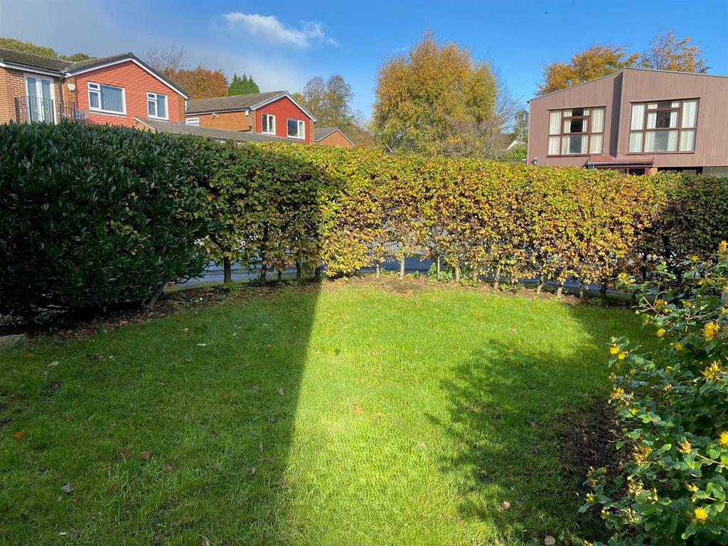 Front garden..jpg